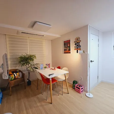 Near Jamsil Coex Lotteworld - Full Option Lovely House