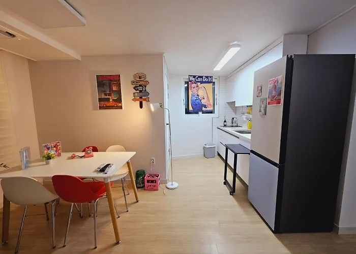 Villa Near Jamsil Coex Lotteworld - Full Option Lovely House *