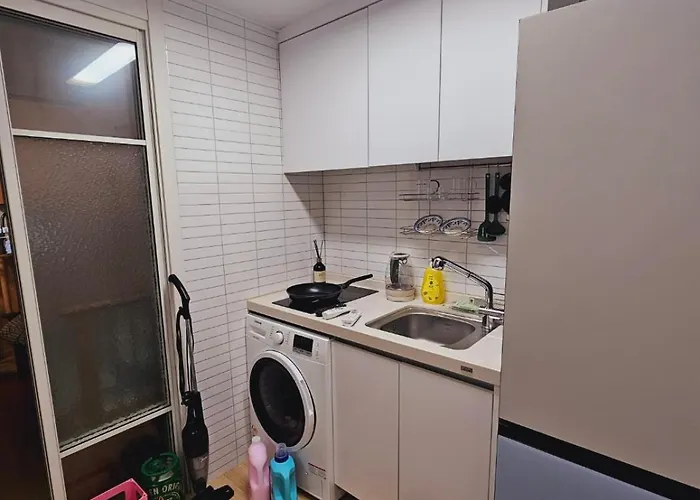 Near Jamsil Coex Lotteworld - Full Option Lovely House * Seul