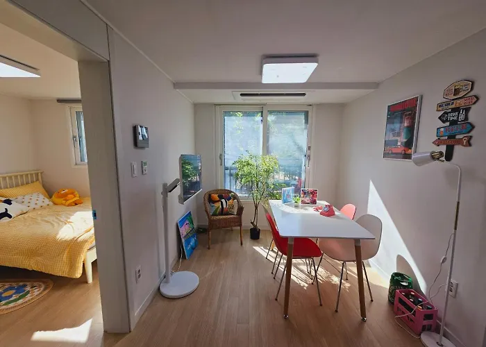 Near Jamsil Coex Lotteworld - Full Option Lovely House Villa *