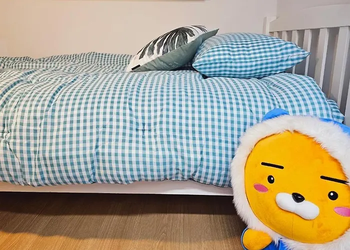 Near Jamsil Coex Lotteworld - Full Option Lovely House * Seul
